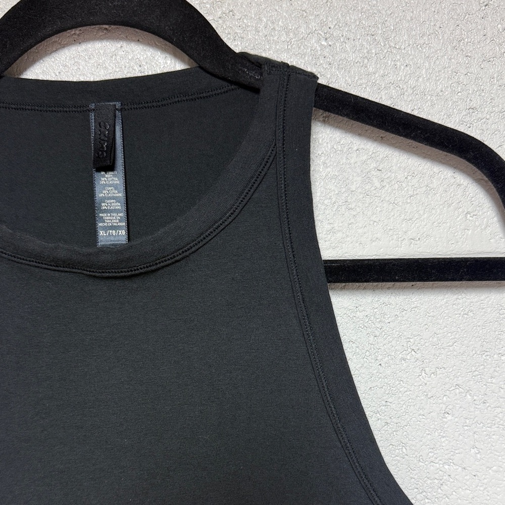 SKIMS Black Tank Top - Picture 3 of 6
